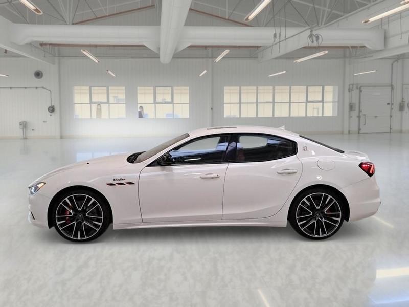MASERATI GHIBLI 3.8 V8 580cv Trofeo auto 4 PORTE BERLINA