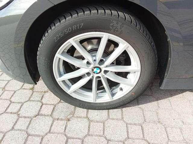BMW 318 d Touring MHEV 48V Steptronic Business Advantage