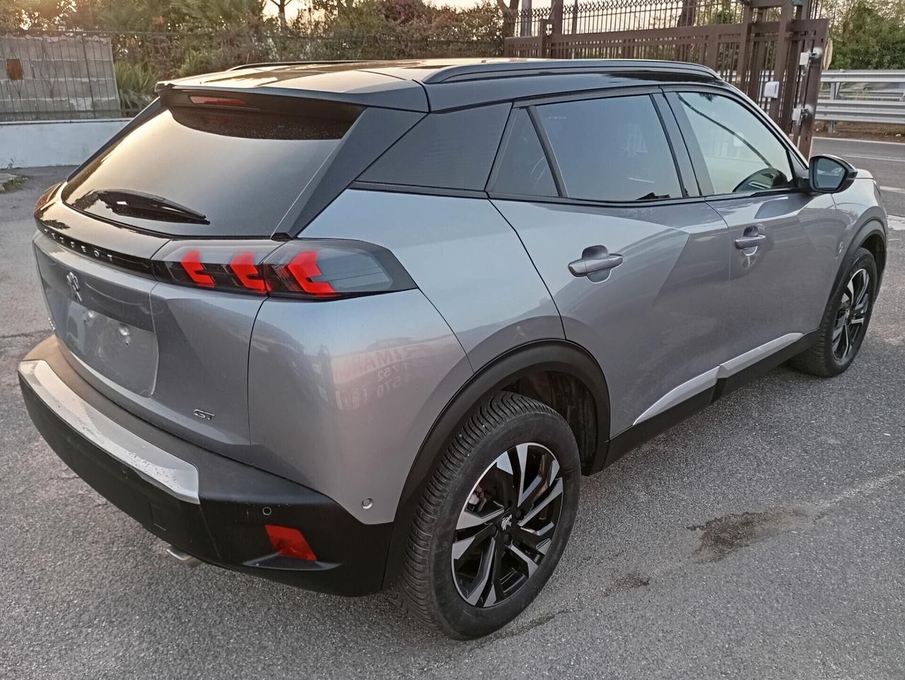 Peugeot 2008 1.5 BlueHDi 110CV GT