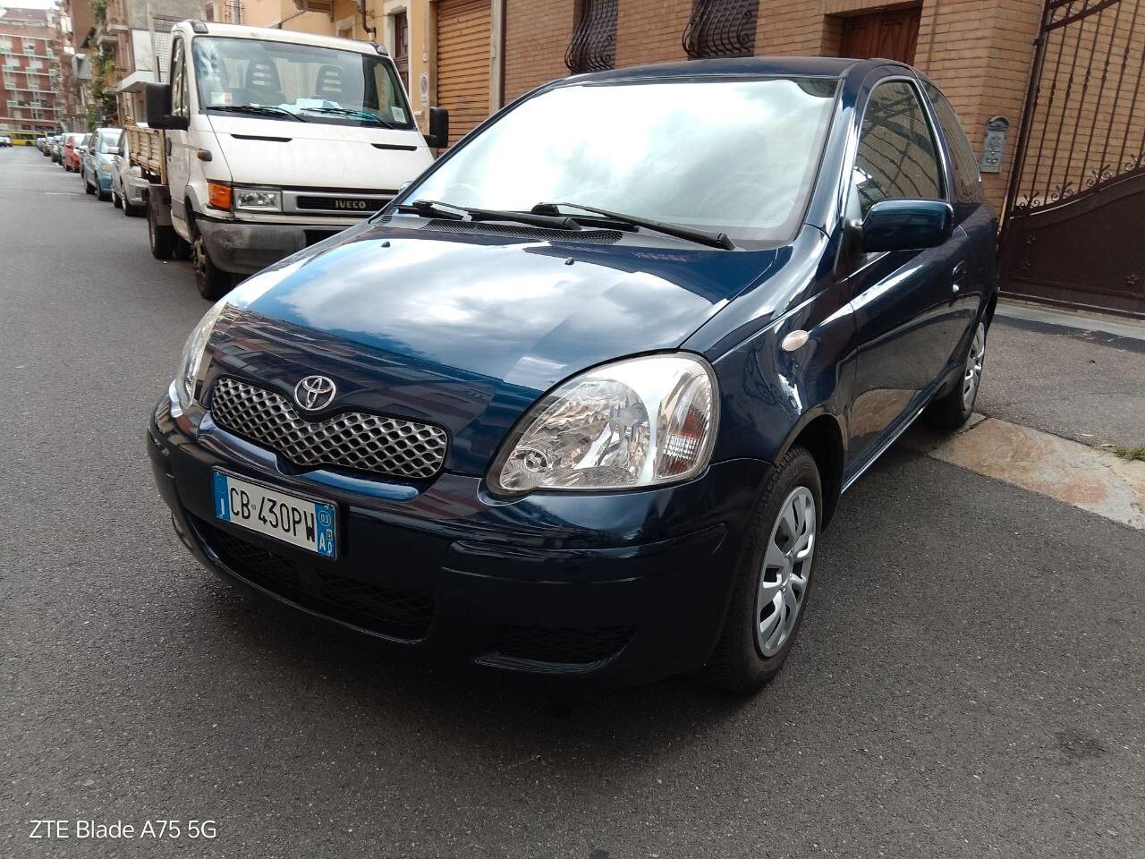 Toyota Yaris 1.0i 16V 3 porte