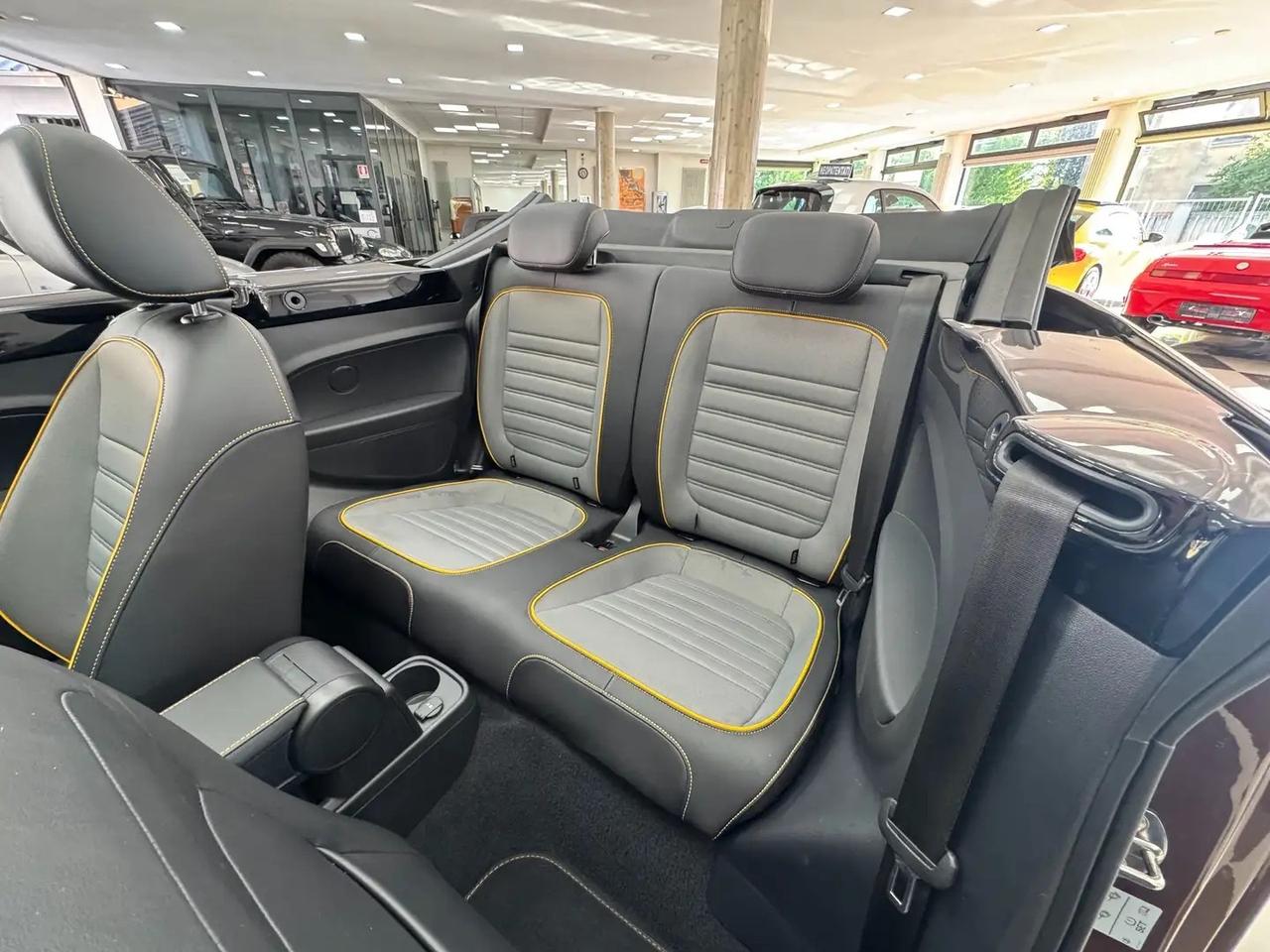 Volkswagen Maggiolino Cabrio 1.2 TSI Design BlueMotion Technology Dune