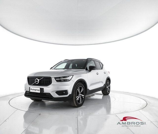 VOLVO XC40 B4 AWD Geartronic R-design