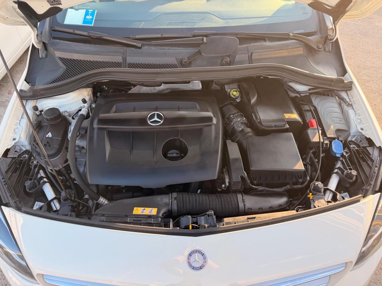 Mercedes-benz B 180d Automatic Sport NAVI