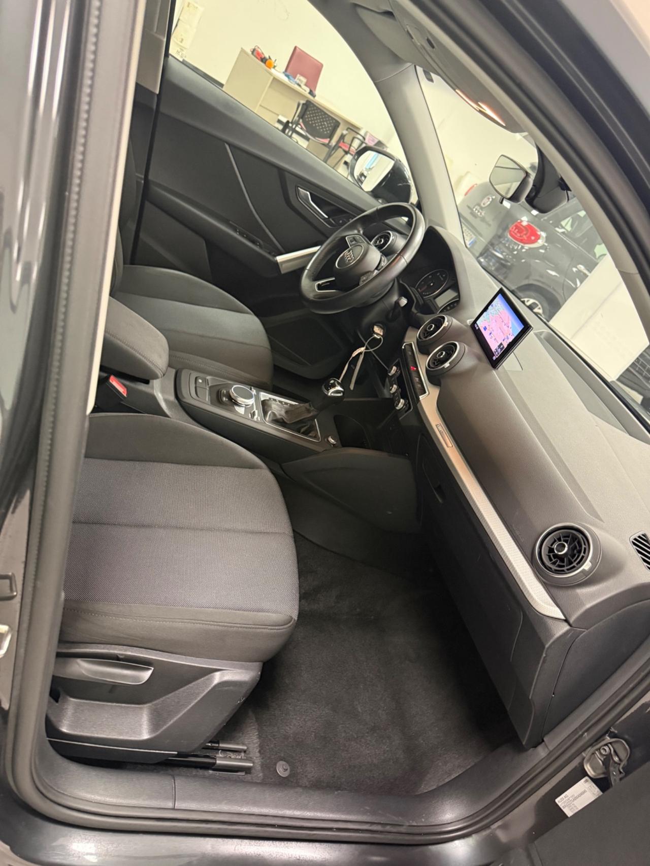 Audi Q2 30 TDI S tronic Business