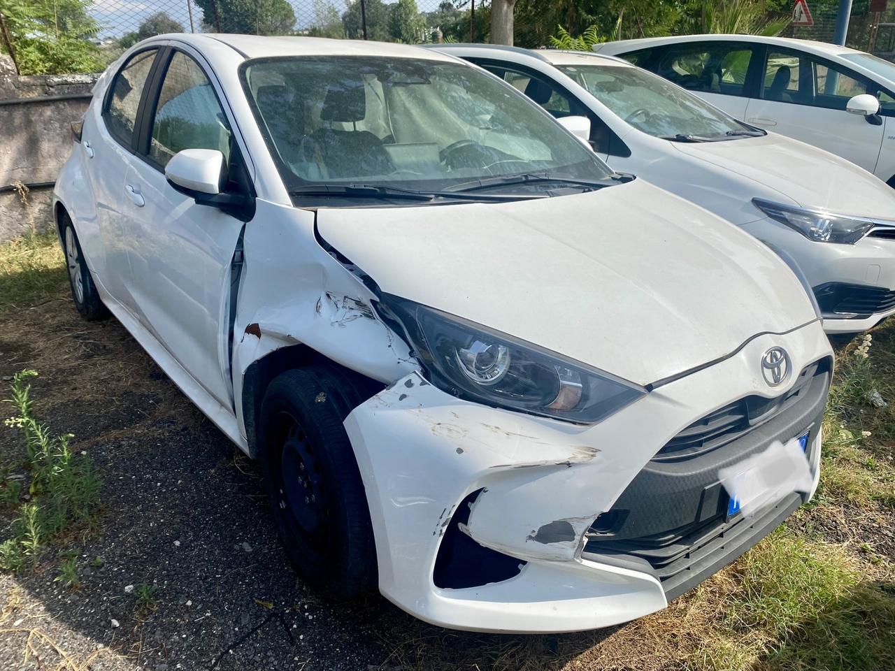 Toyota Yaris 1.5 Hybrid 5 porte Active Incidentata