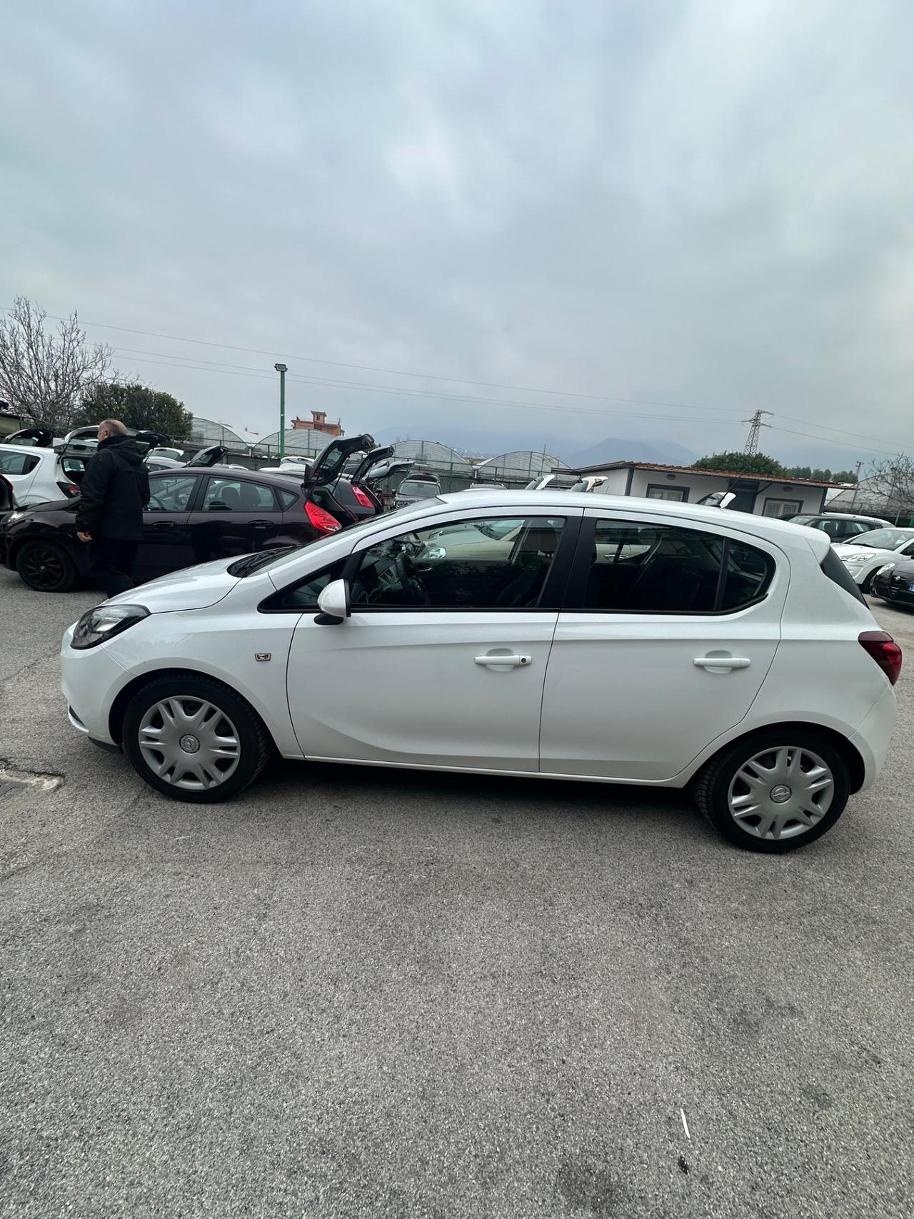 Opel Corsa 1.2 5 porte Innovation