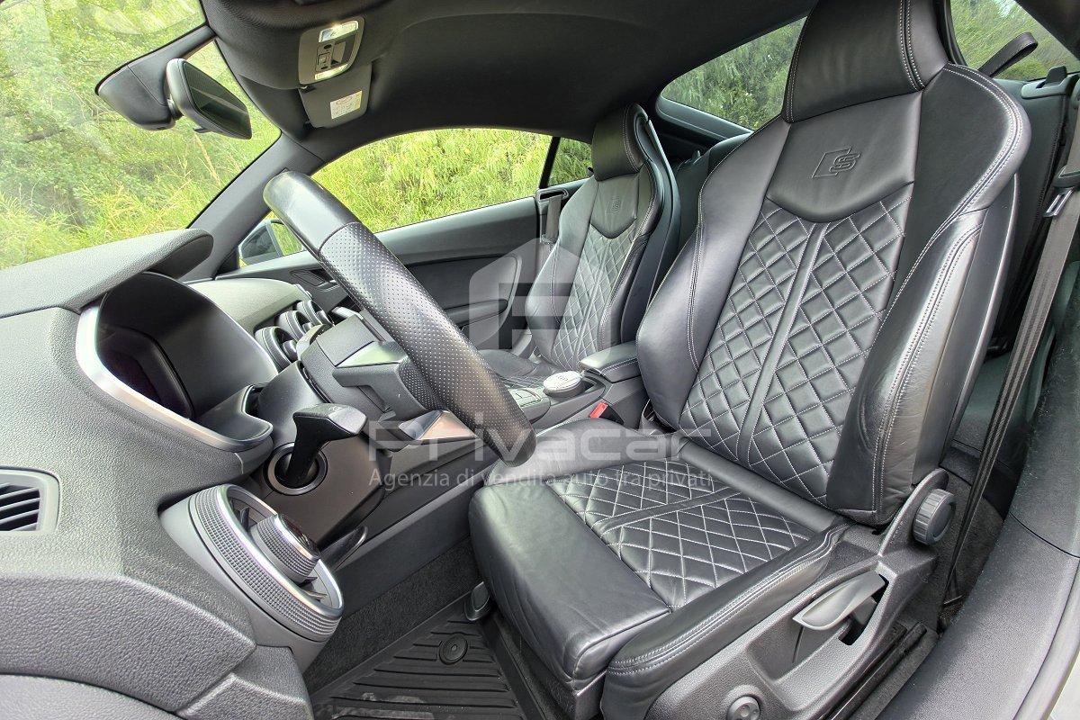 AUDI TT Coupé 2.0 TDI ultra S line