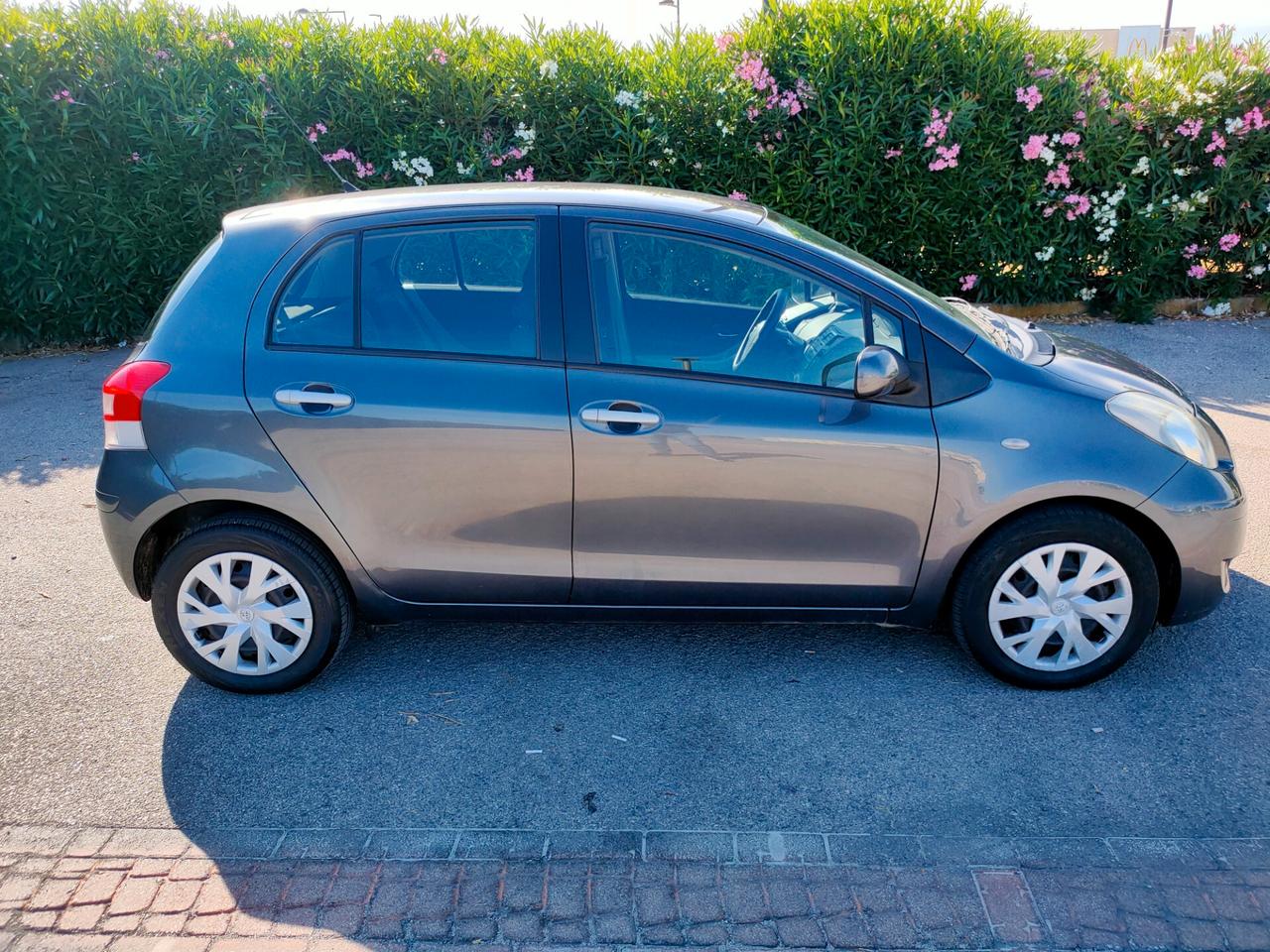 Toyota Yaris 1.4 D-4D DPF 5 porte Sol