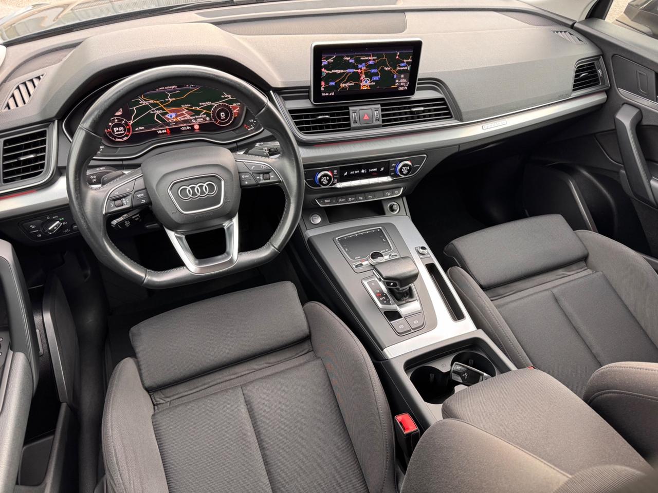 Audi Q5 2.0 TDI quattro S tronic Sport Matrix Luci Multicolor