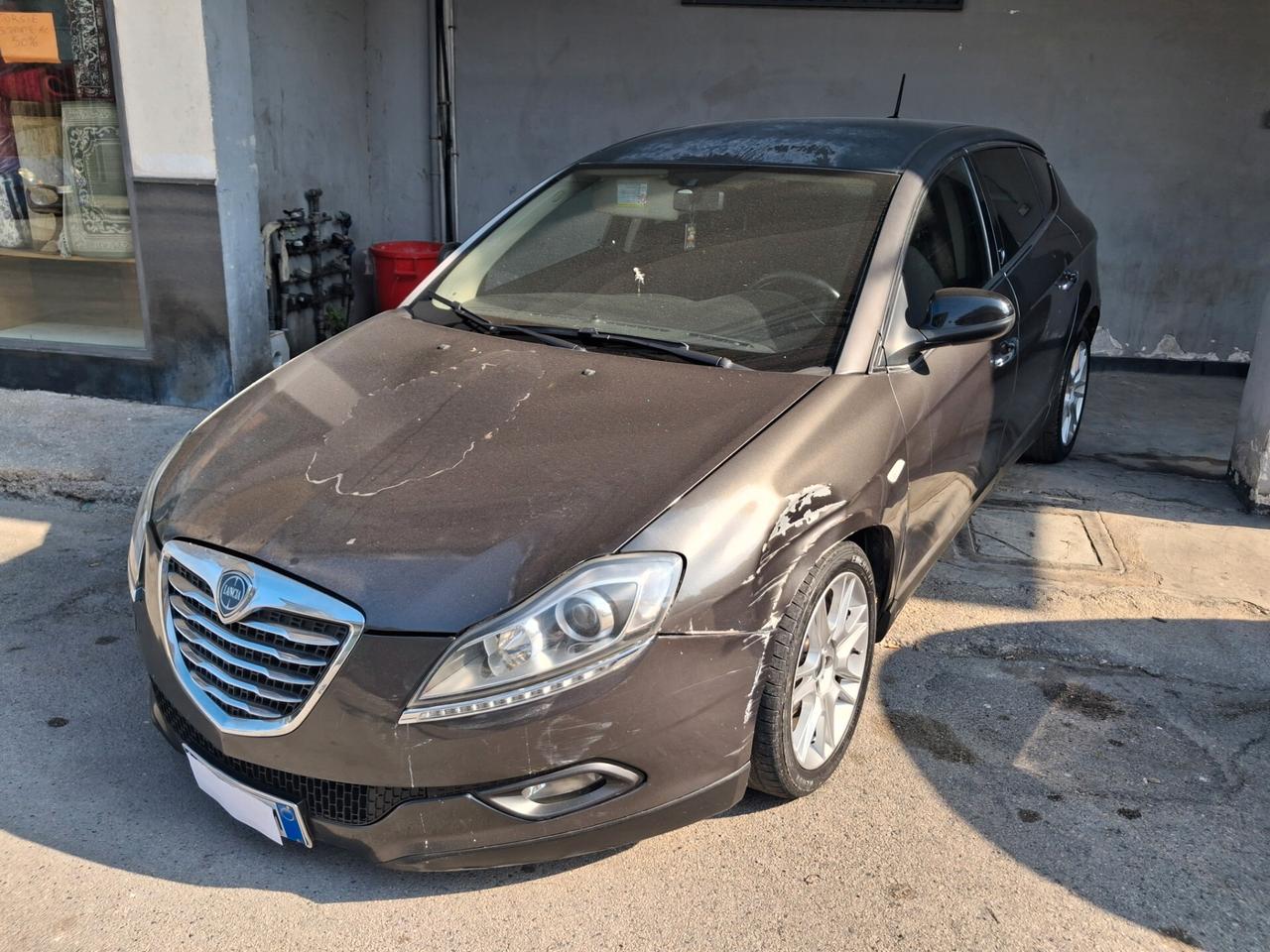Lancia Delta 1.6 MJT cambio automatico 2009