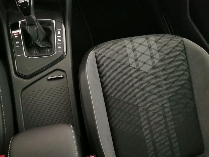 Volkswagen Tiguan 1.5 tsi R-Line 150cv dsg