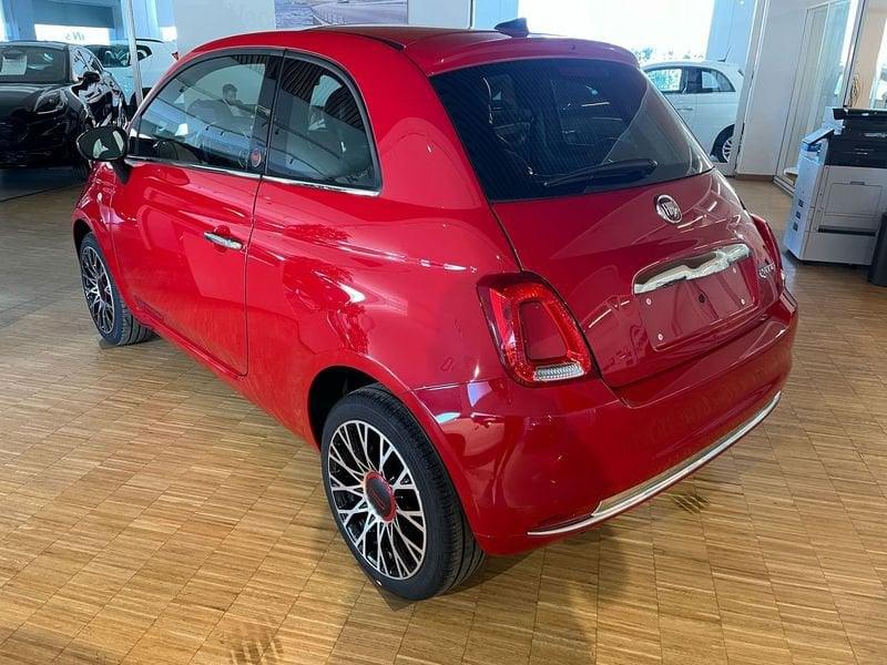 FIAT 500 1.0 Hybrid Red