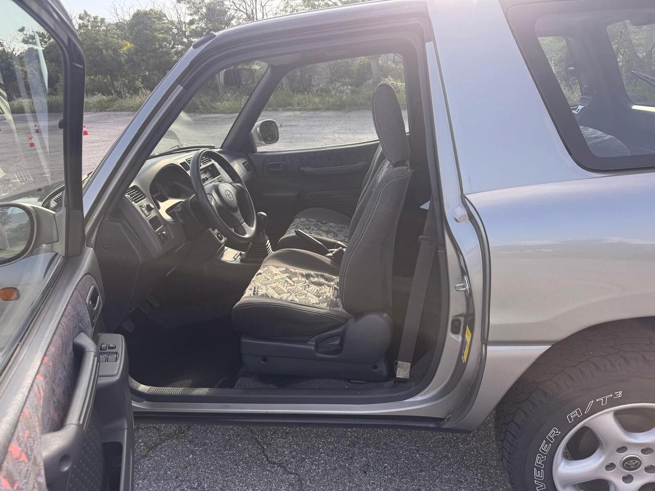 Toyota RAV 4 2.0i 16V cat 3 porte