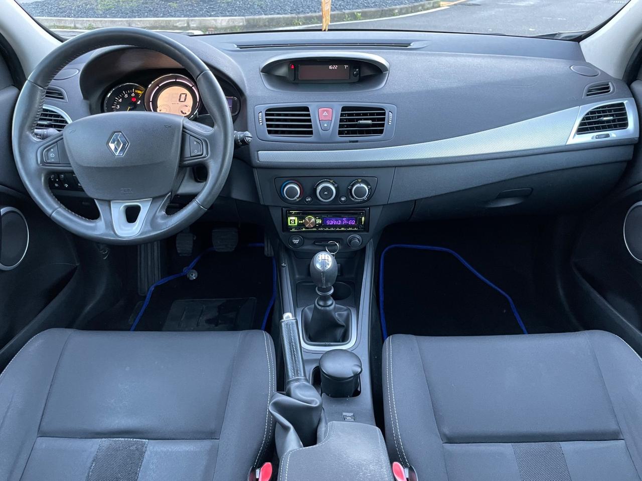 Renault Megane Mégane 1.4 TCe SporTour GT Line* Neo patentati *