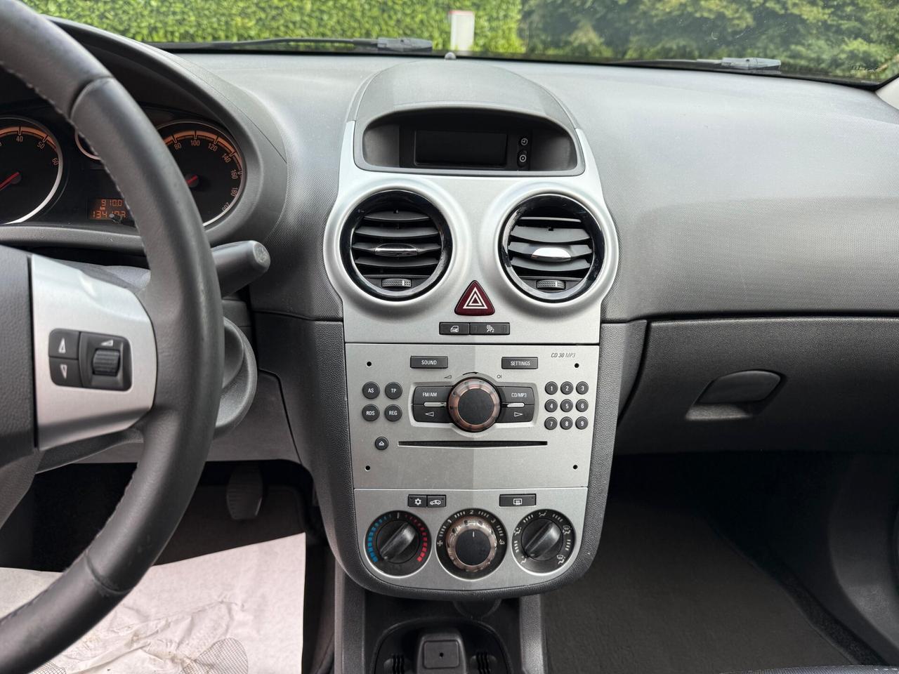 Opel Corsa 1.2 5 porte Elective NEOPATENTATI
