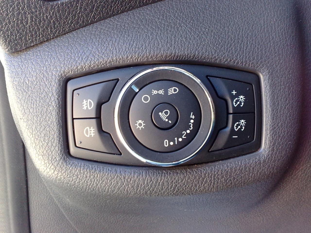 Ford Transit Connect 1.6tdci 5 POSTI - 2015