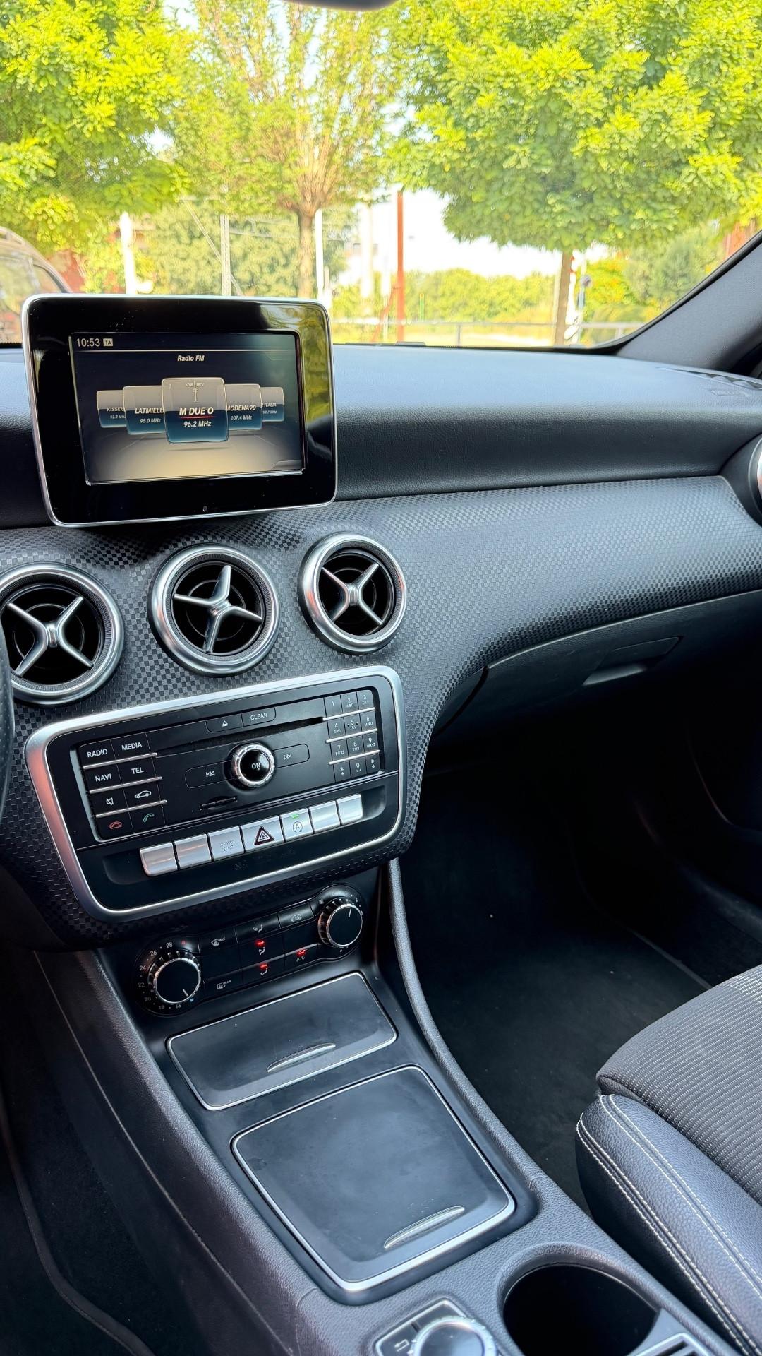 Mercedes-benz A 220 d Automatic 4Matic Sport