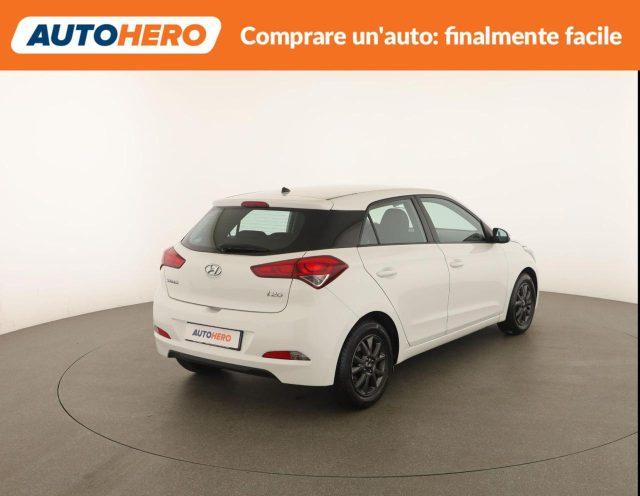 HYUNDAI i20 1.2 84 CV 5 porte Blackline