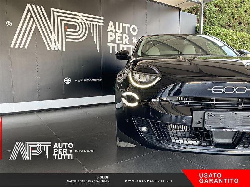 FIAT 600 600 1.2 hybrid La Prima 110cv auto