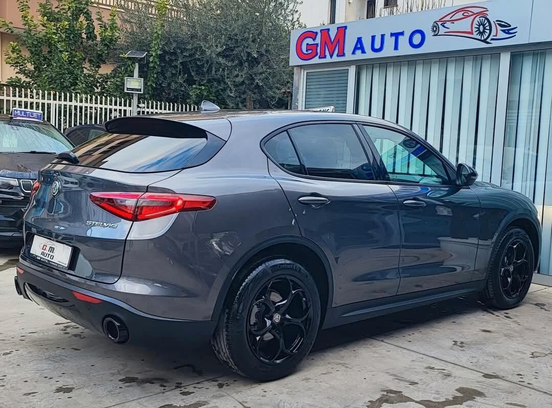 Alfa Romeo Stelvio 2.2 190 CV Q4 Super 8/2022