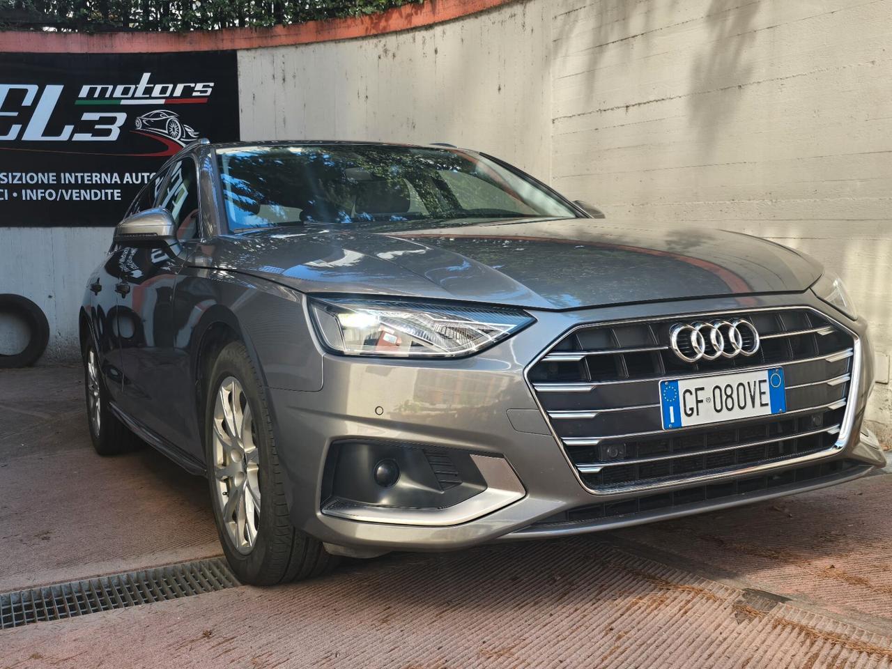 Audi A4 Avant 30 TDI/136 CV S tronic Business Advanced