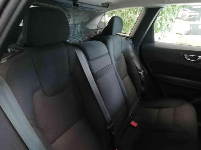 VOLVO XC60 B4 (d) AWD Geartronic Business