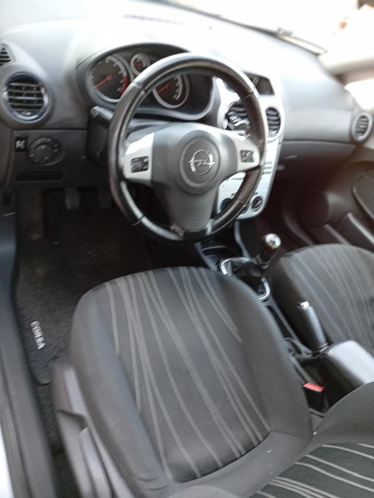 Opel Corsa 1.2 80CV 5 porte GPL-TECH Club//////PREZZO FISSO