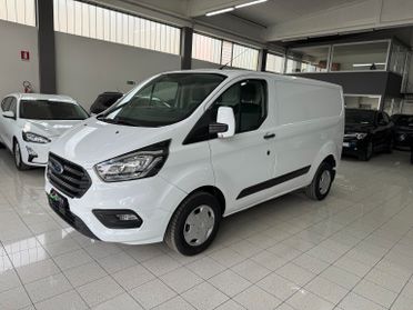Custom 2.0td 130cv GOMMATO TAGLIANDATO CERTIFICATO