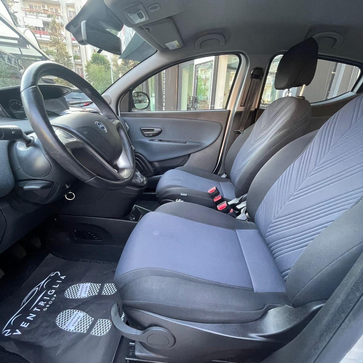 LANCIA - Ypsilon - 0.9 T.Air 80 CV 5p. Met.Ec. Pla.