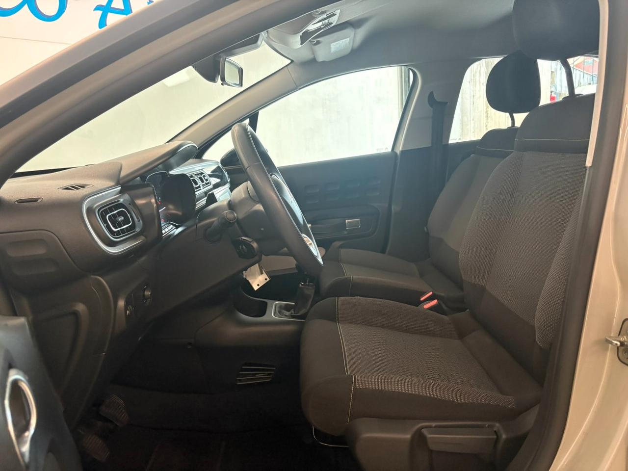Citroen C3 1.2 puretech Shine Pack s&s 83cv