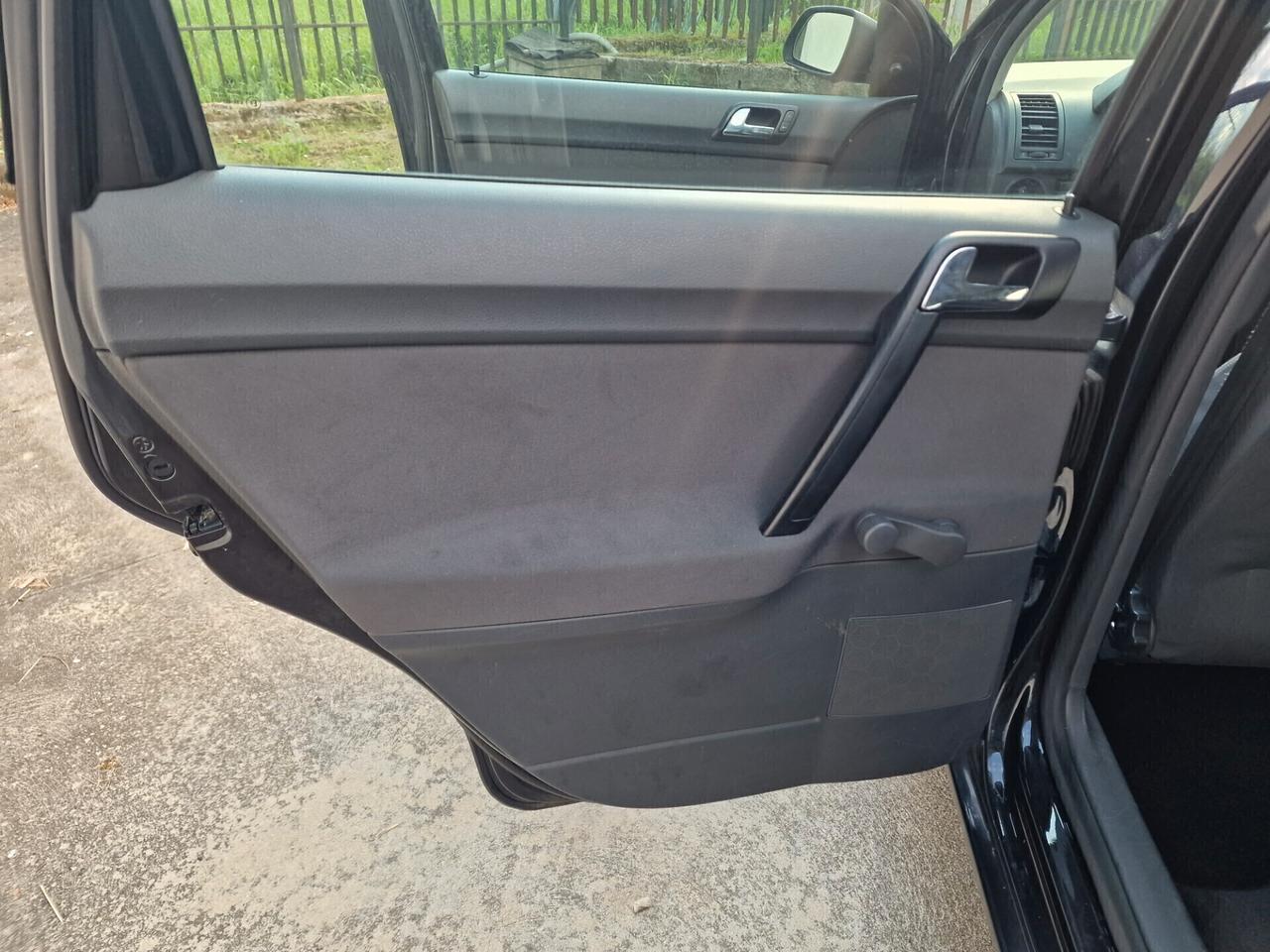 Volkswagen Polo 1.4/69CV TDI 5p. United