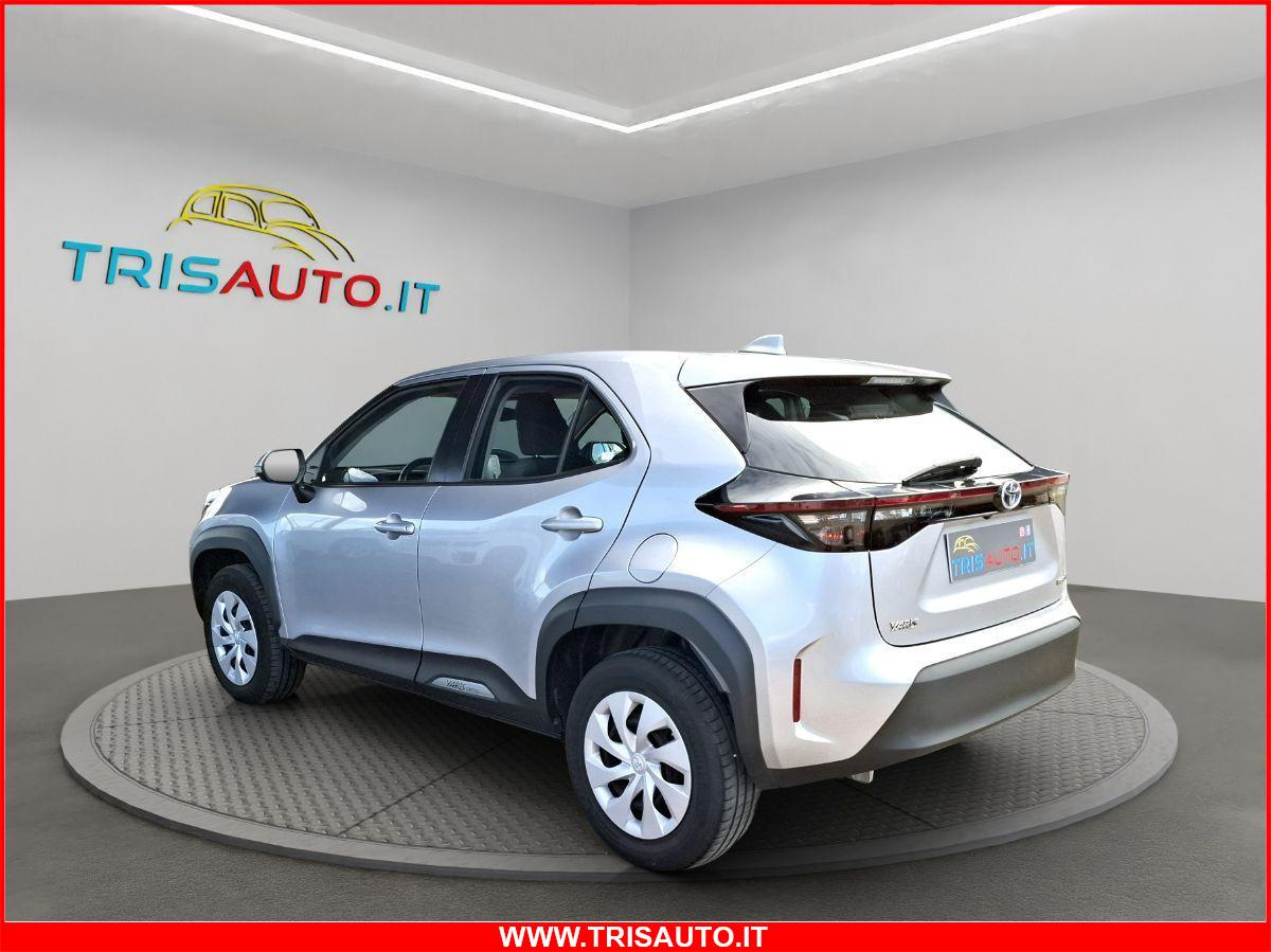 TOYOTA Yaris Cross 1.5 Hybrid E-Cvt Active NEOPATANTATI (NAVI)