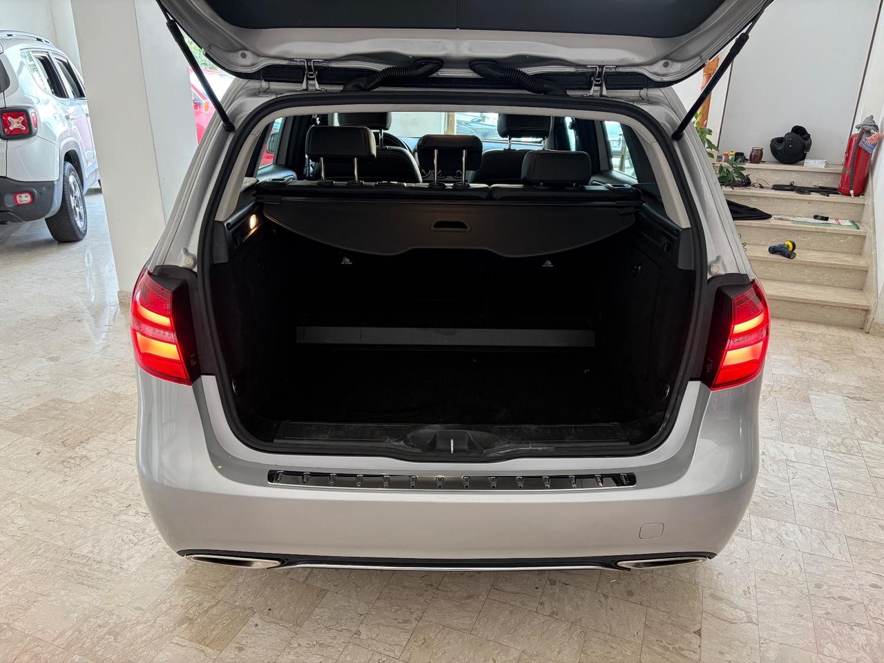 MERCEDES CLASSE B 200 D AUTOMATIC PREMIUM