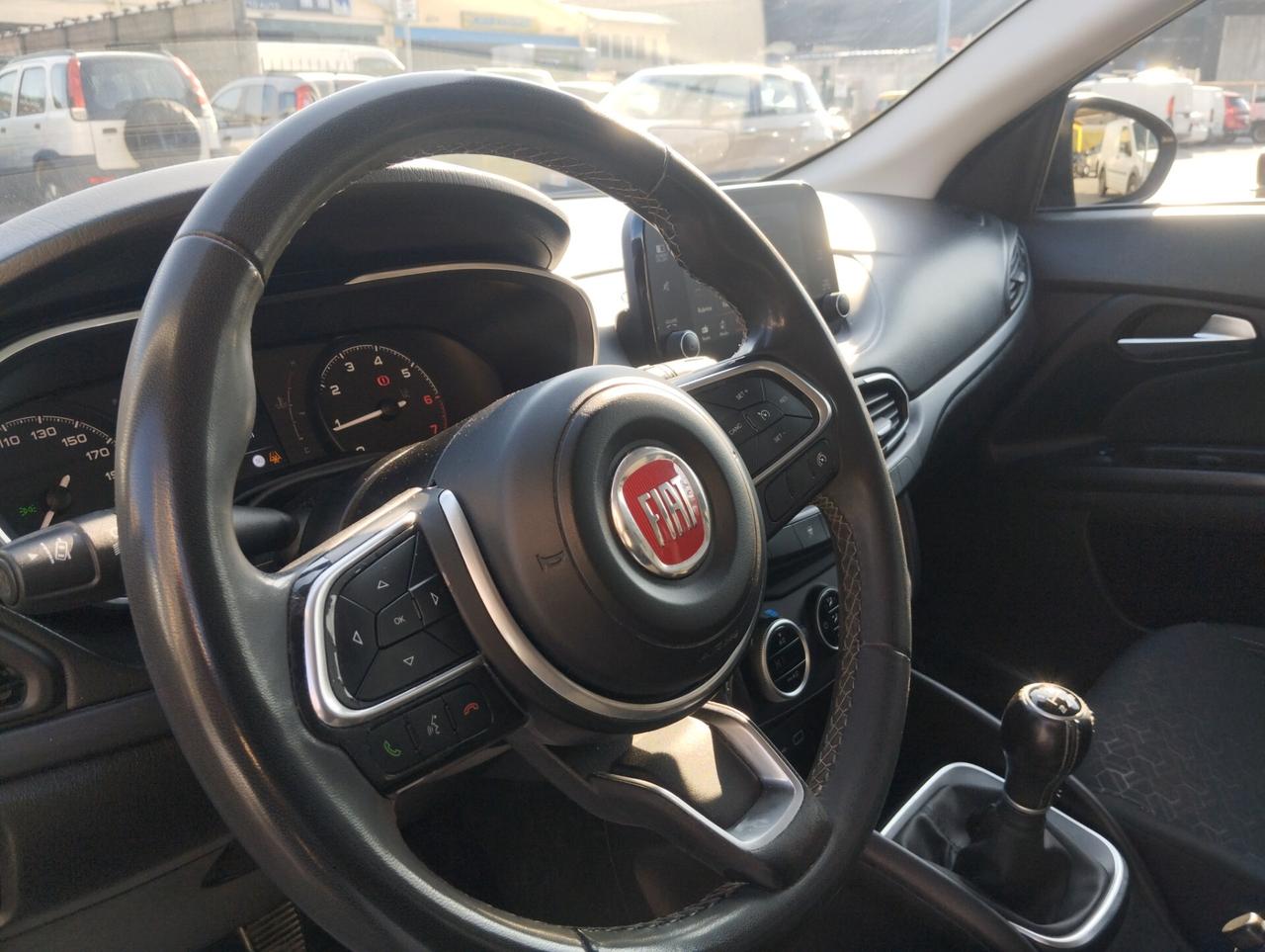 Fiat Tipo 1.0 5 porte Cross