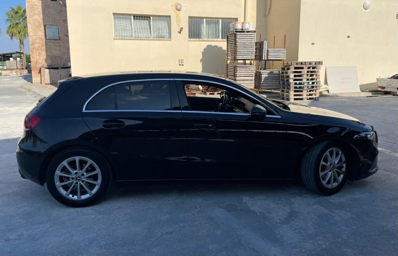 Mercedes-benz A 180 d Automatic Premium - 2020