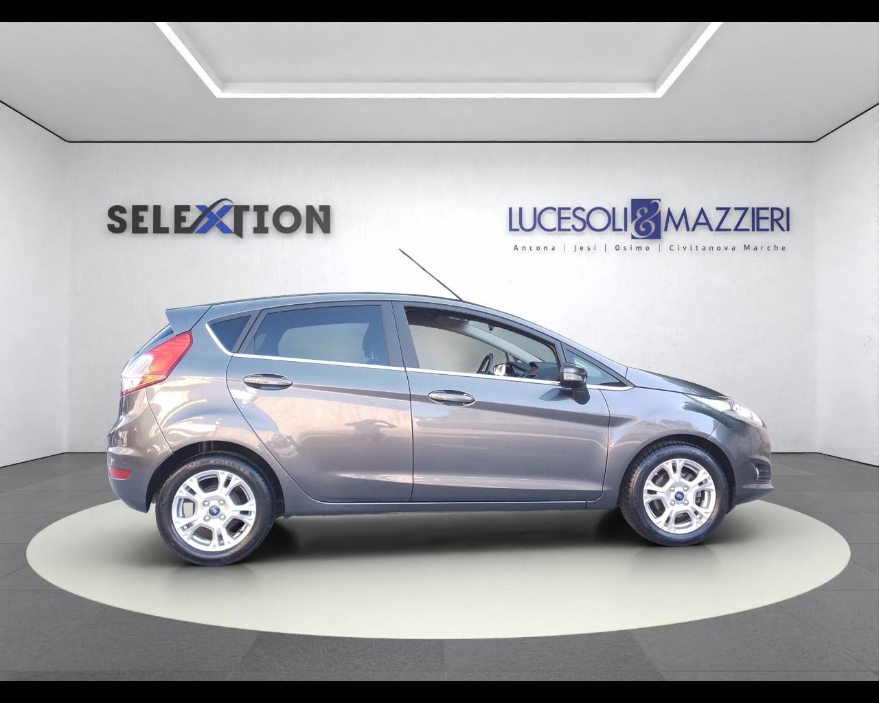 FORD Fiesta 6ª serie - Fiesta 1.5 TDCi 75CV ST LINE