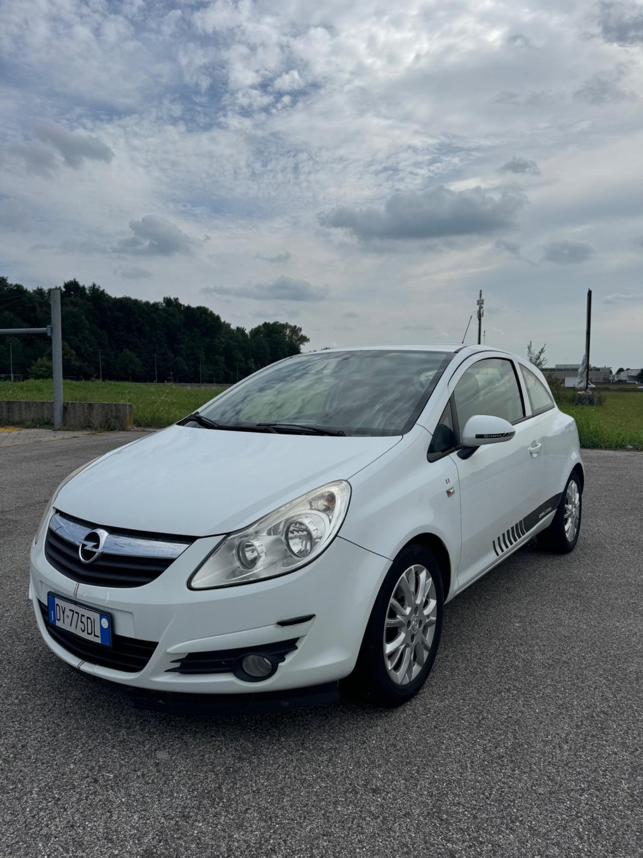 Opel Corsa 1.2 80CV 3 porte GPL-TECH Enjoy