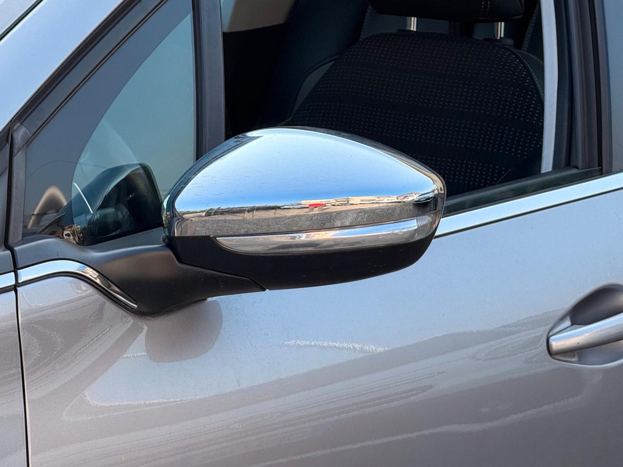 Peugeot 2008 Cambio Automatico KM 100.700