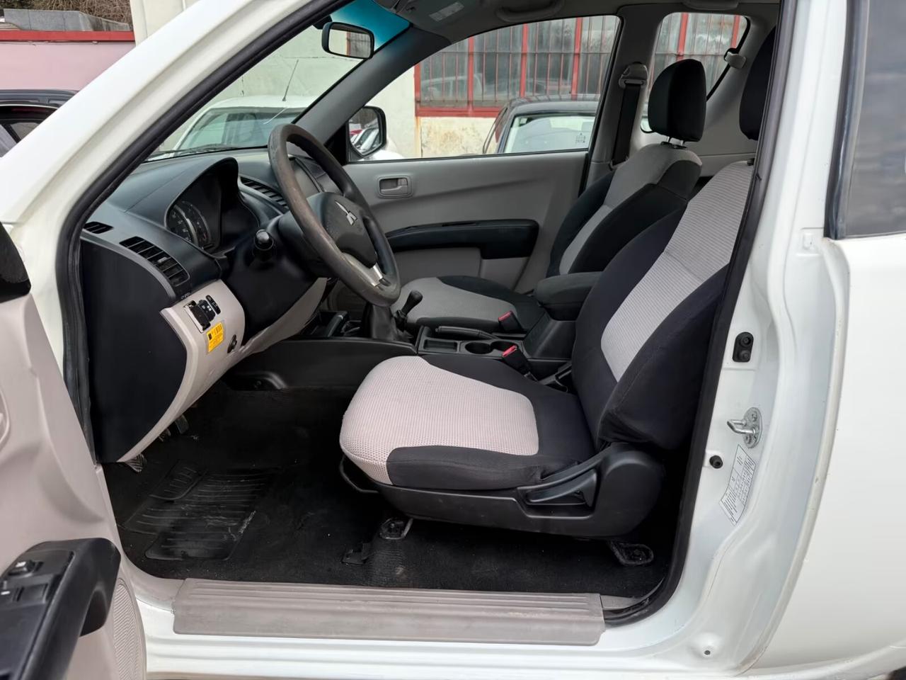 Mitsubishi L200 2.5 DI-D/136CV Club Cab Invite