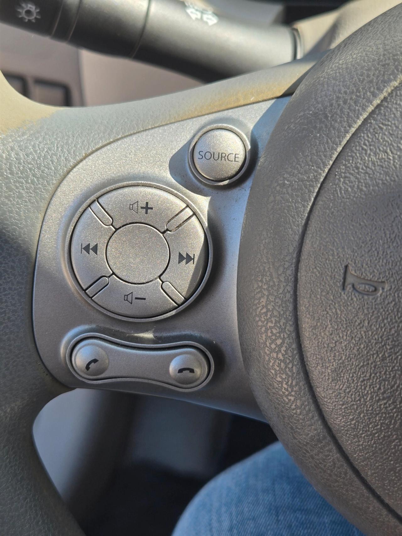Nissan Micra 1.2 12V 5 porte Acenta