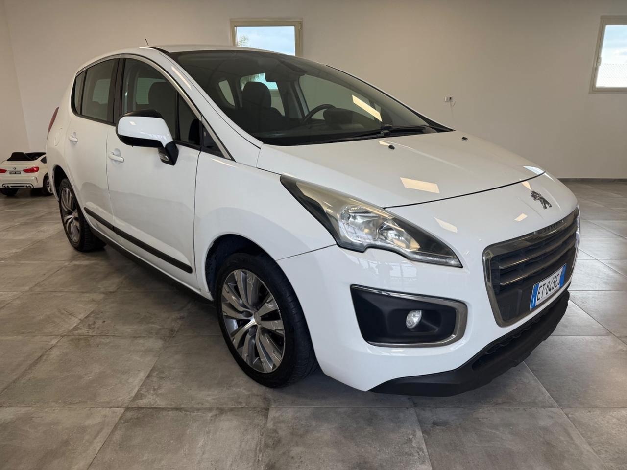 Peugeot 3008 1.6 HDi 115CV Allure