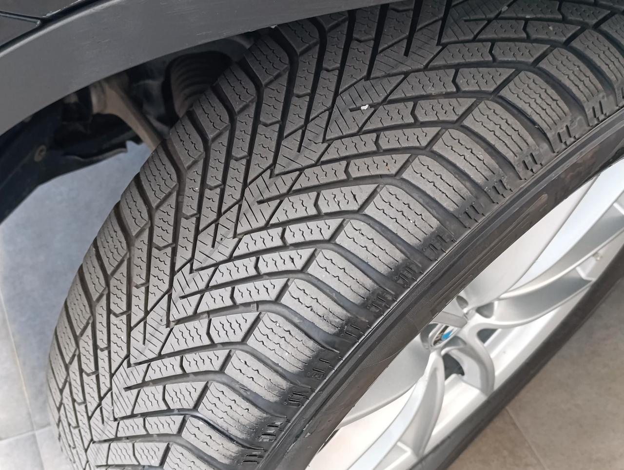 BMW X3 xdrive20d mhev 48V auto