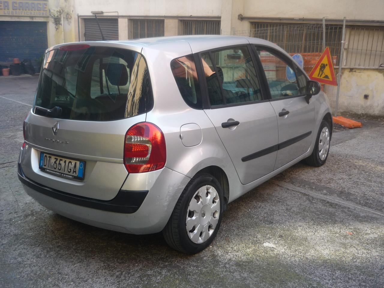 Renault Modus 1.2 16V GPL Expression
