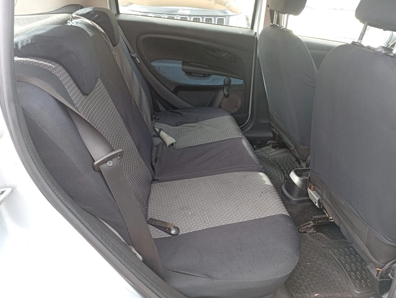 FIAT Grande Punto 1.3 MJT 75 CV 5 porte Active