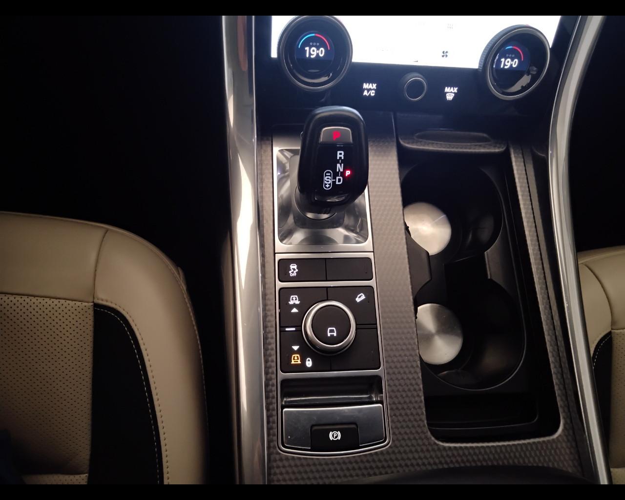 LAND ROVER Range Rover Sport II 2018 - Range Rover Sport 3.0d i6 mhev HSE Dynamic 249cv auto