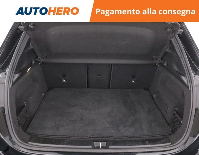 MERCEDES-BENZ EQA 250 Premium