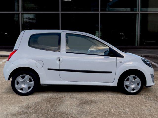RENAULT Twingo 1.2 BENZ 58 CV 8V ADATTA A NEOPATENTATI