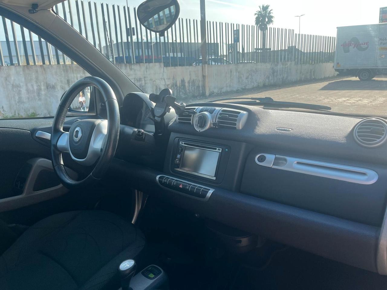Smart ForTwo 1000 52 kW MHD coupé passion