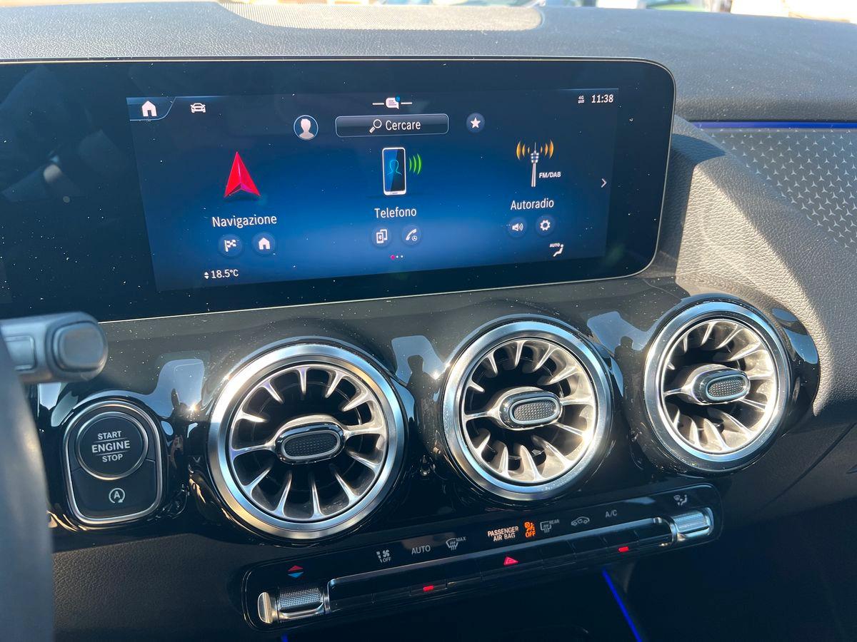 Mercedes-Benz GLA 180 Progressive Advanced Plus auto