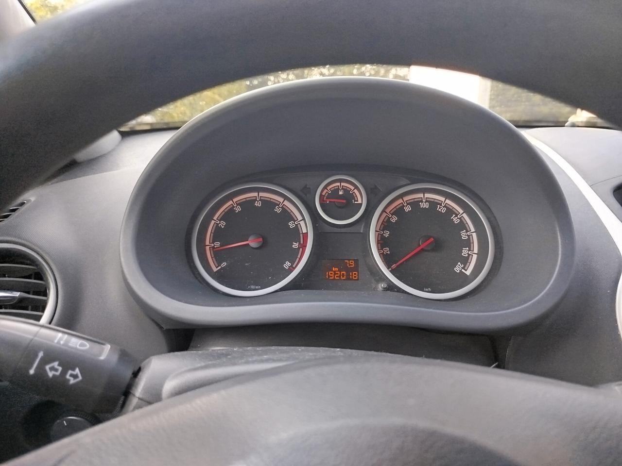 Opel Corsa 1.2 3 porte